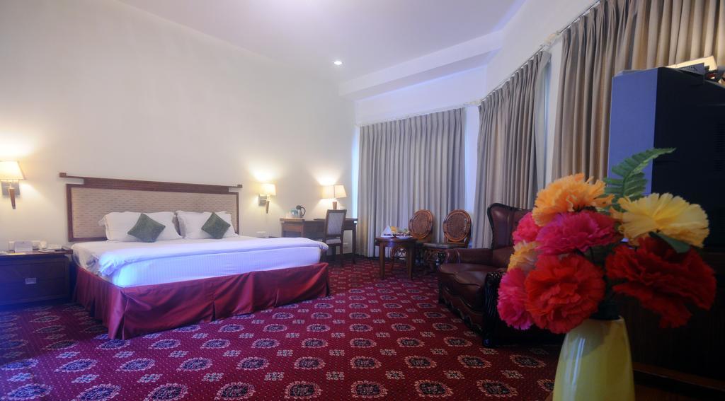 Hotel Jaipur Palace Rum bild