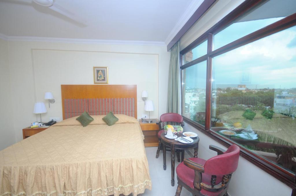 Hotel Jaipur Palace Rum bild